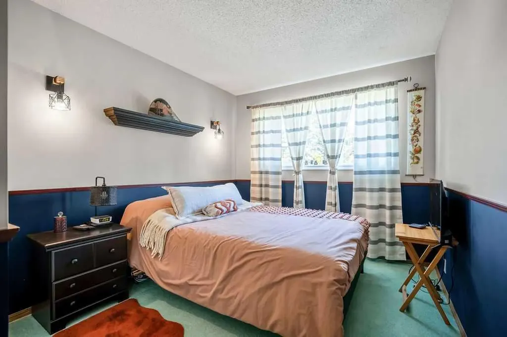 1399 Sunwood Road SE Calgary AB T2X 2L5