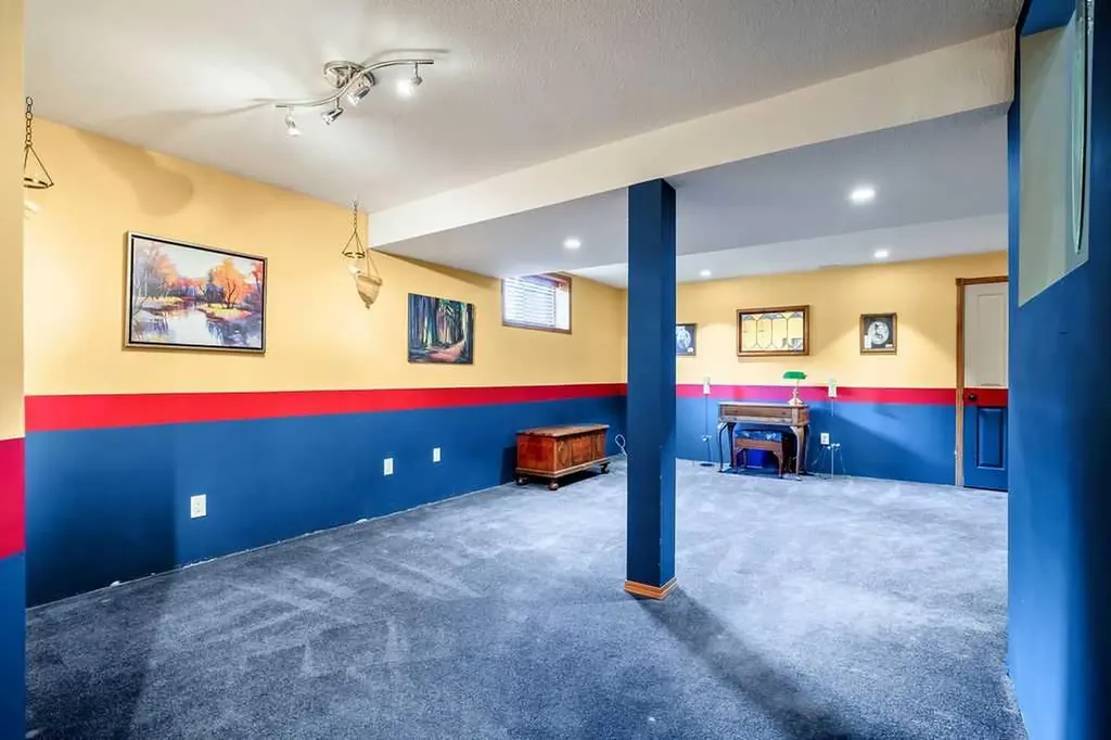 1399 Sunwood Road SE Calgary AB T2X 2L5