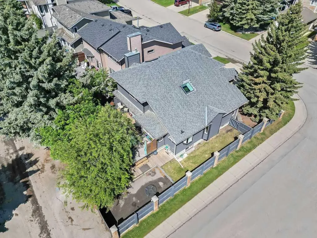 1399 Sunwood Road SE Calgary AB T2X 2L5