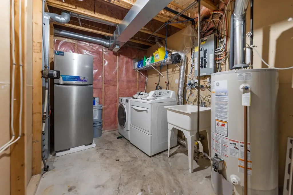 215 Carmel Close NE Calgary AB T1Y6Z4