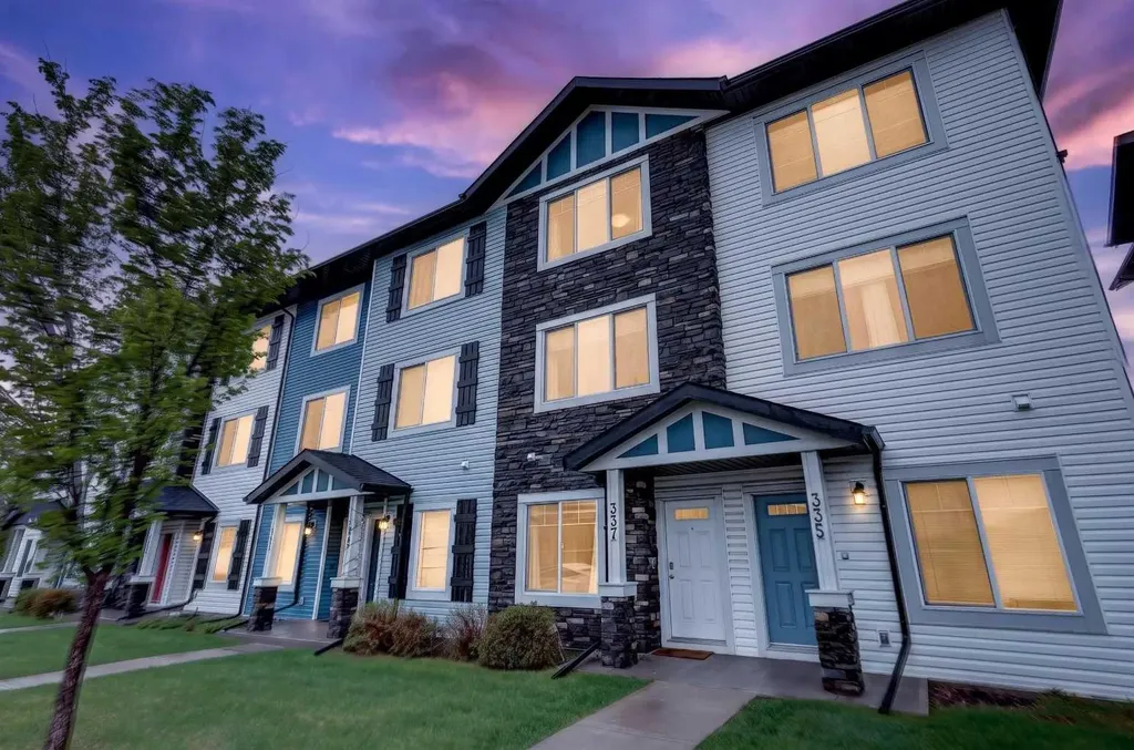 337 Taralake Way NE Calgary AB T3J 0R5