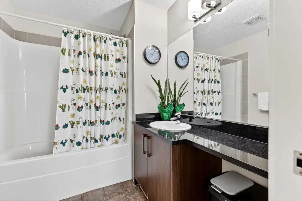 337 Taralake Way NE Calgary AB T3J 0R5