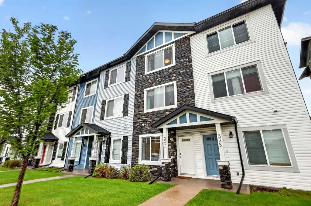 337 Taralake Way NE Calgary AB T3J 0R5