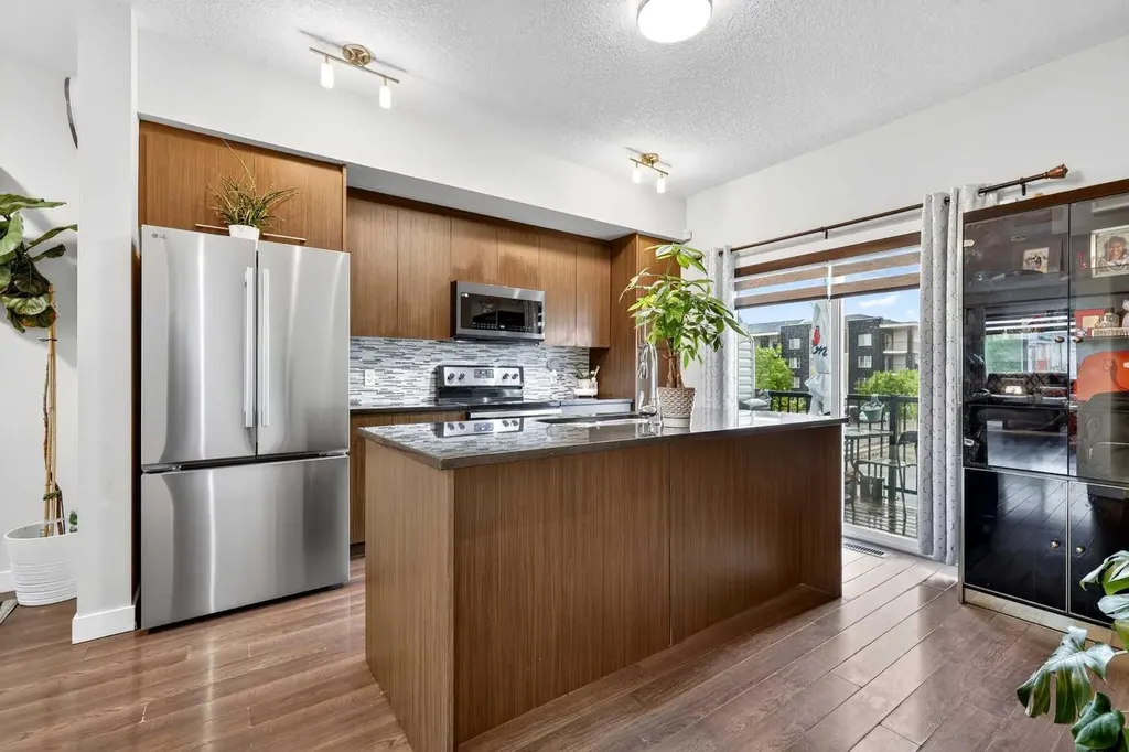 337 Taralake Way NE Calgary AB T3J 0R5