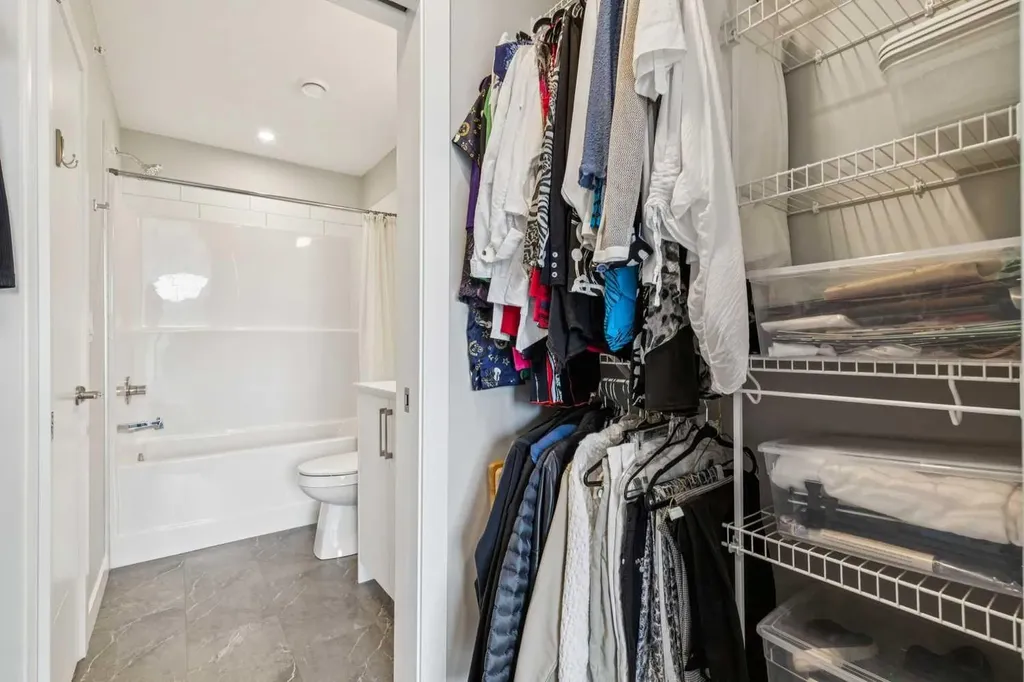 100 Banister Drive Okotoks AB T1S 5Y2