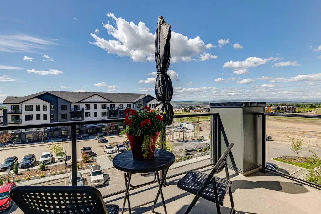 100 Banister Drive Okotoks AB T1S 5Y2