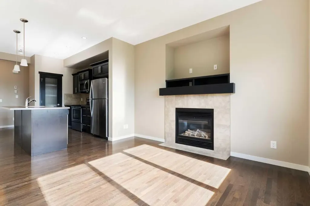 638 River Heights Crescent Cochrane AB T4C 0R9