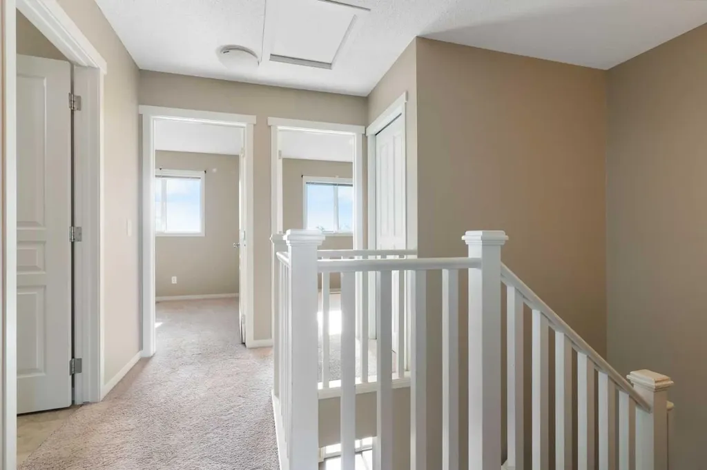 638 River Heights Crescent Cochrane AB T4C 0R9
