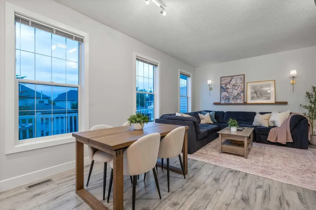 76 Inverness Square SE Calgary AB T2Z 2Z2