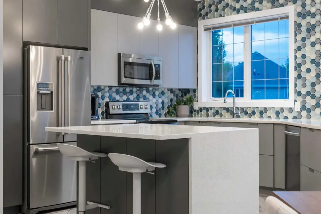76 Inverness Square SE Calgary AB T2Z 2Z2
