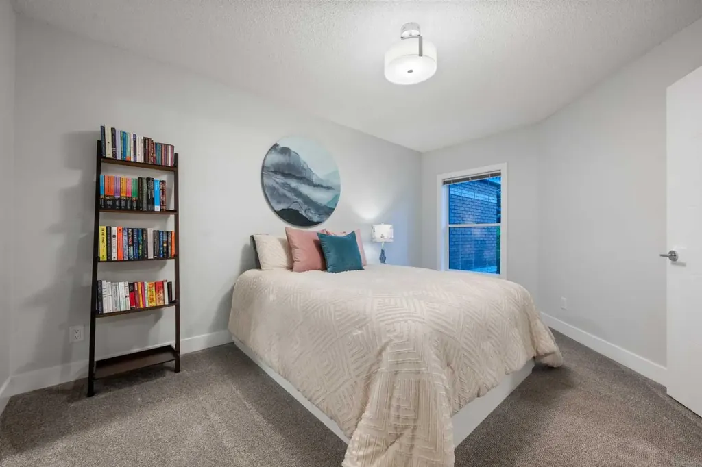 76 Inverness Square SE Calgary AB T2Z 2Z2