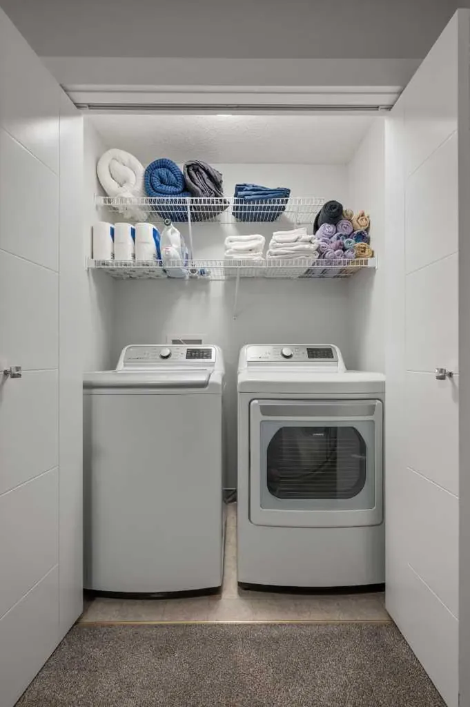 76 Inverness Square SE Calgary AB T2Z 2Z2