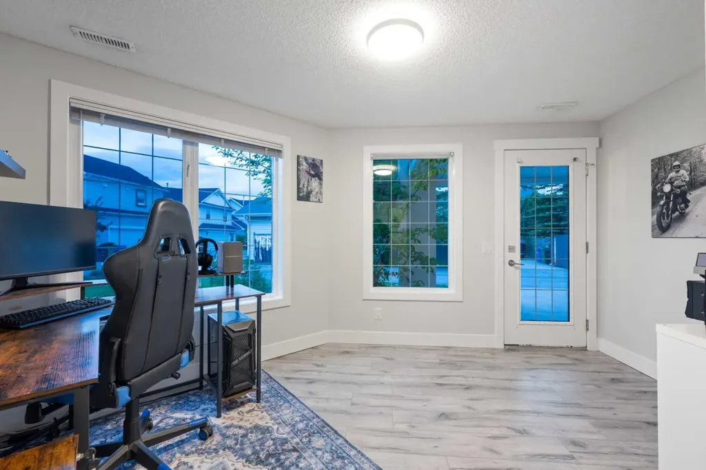 76 Inverness Square SE Calgary AB T2Z 2Z2