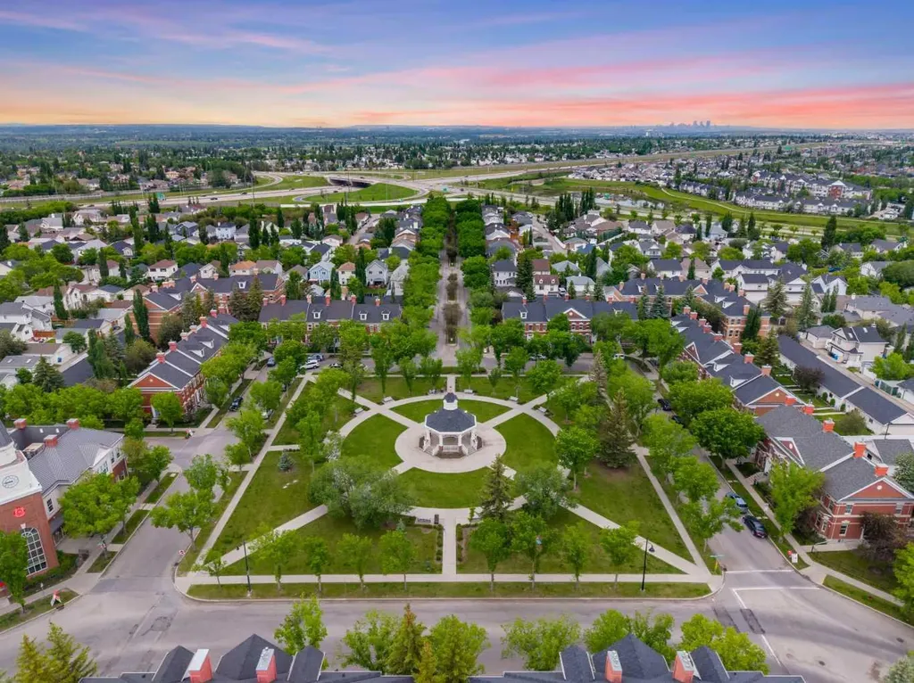 76 Inverness Square SE Calgary AB T2Z 2Z2