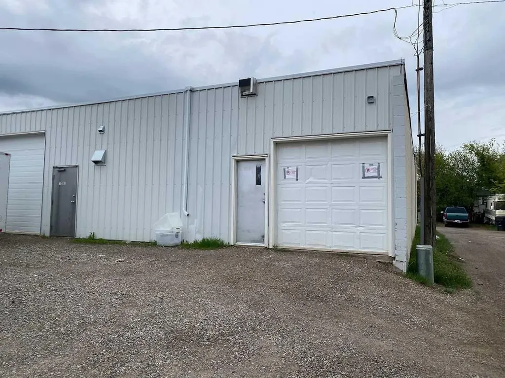 120 Mayor Magrath Drive N Lethbridge AB T1H 3P4