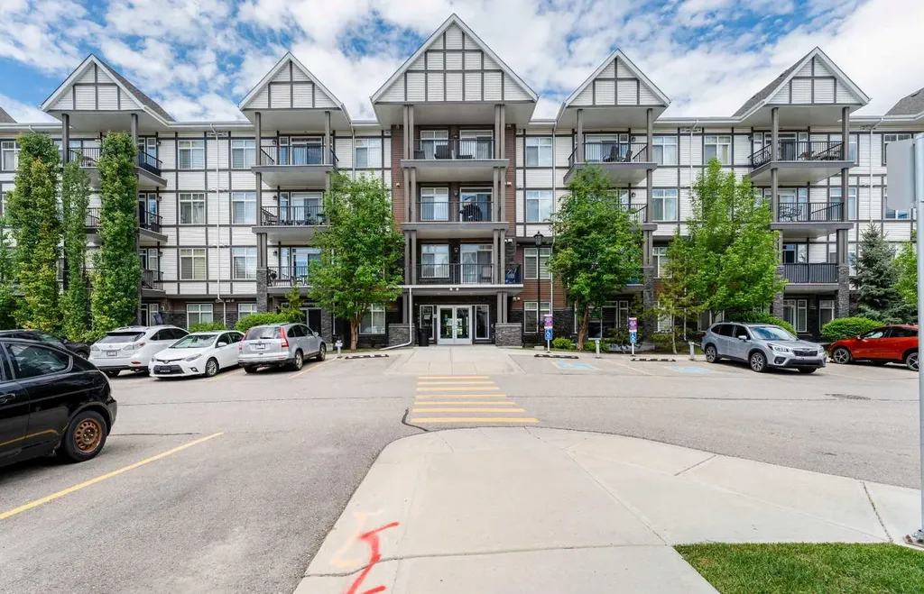 6703 New Brighton Avenue SE Calgary AB T2Z 5C8