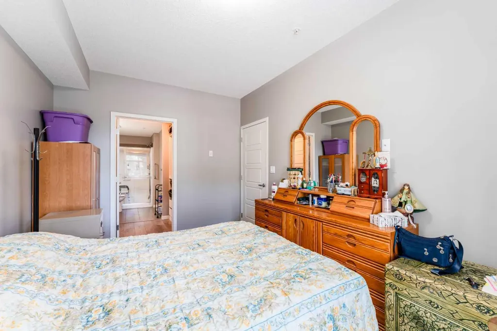 6703 New Brighton Avenue SE Calgary AB T2Z 5C8