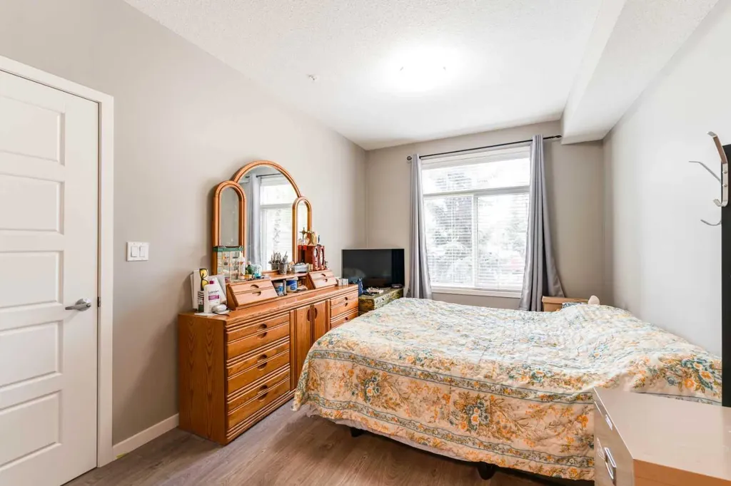 6703 New Brighton Avenue SE Calgary AB T2Z 5C8
