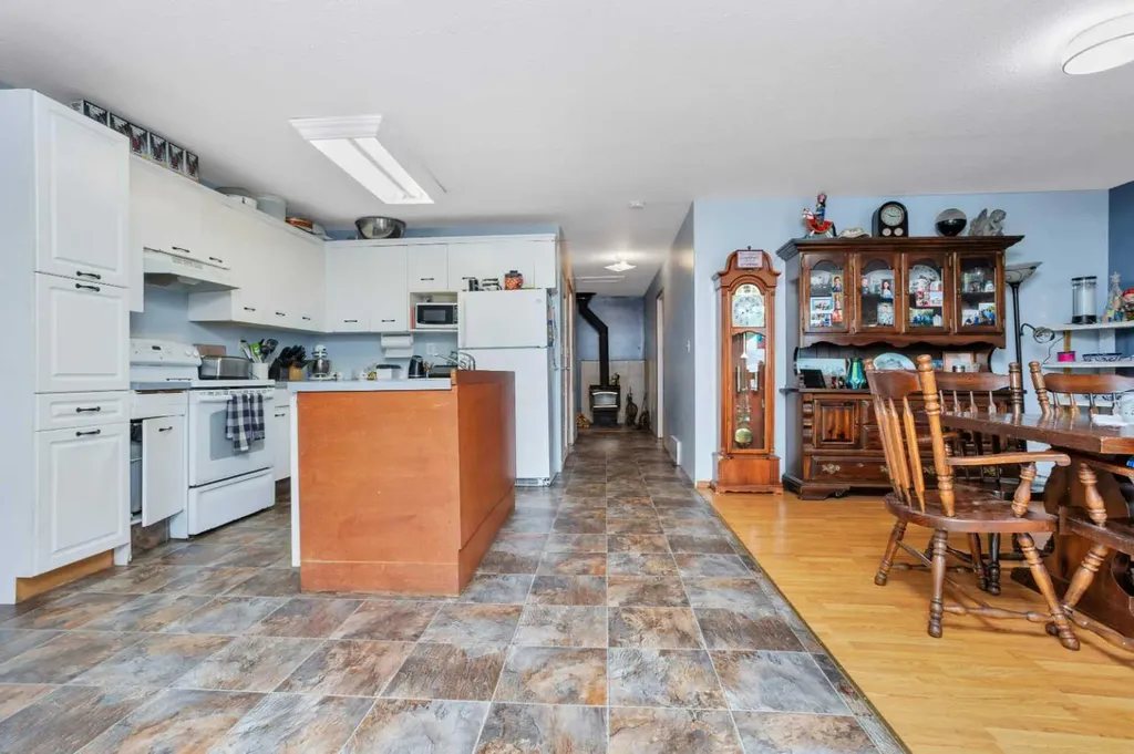 35005 Range Road 15 Rural Red Deer County AB T4G 0J4