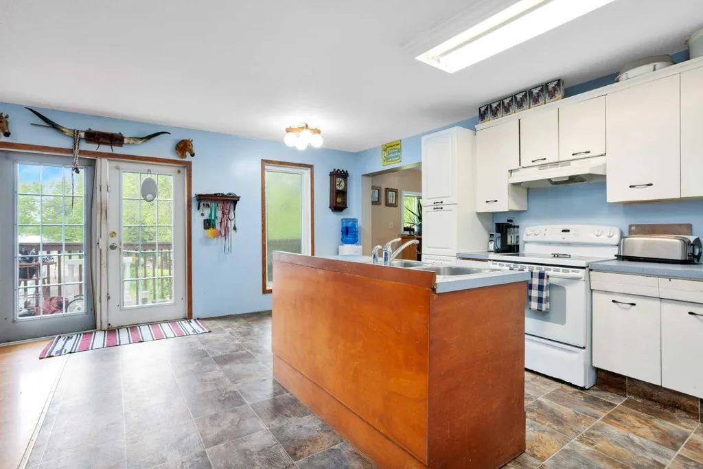 35005 Range Road 15 Rural Red Deer County AB T4G 0J4