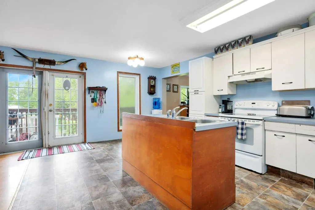 35005 Range Road 15 Rural Red Deer County AB T4G 0J4