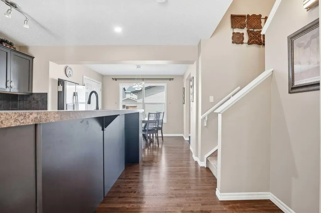 267 Skyview Springs Gardens NE Calgary AB T3N 0B6