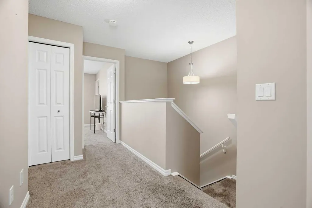 267 Skyview Springs Gardens NE Calgary AB T3N 0B6
