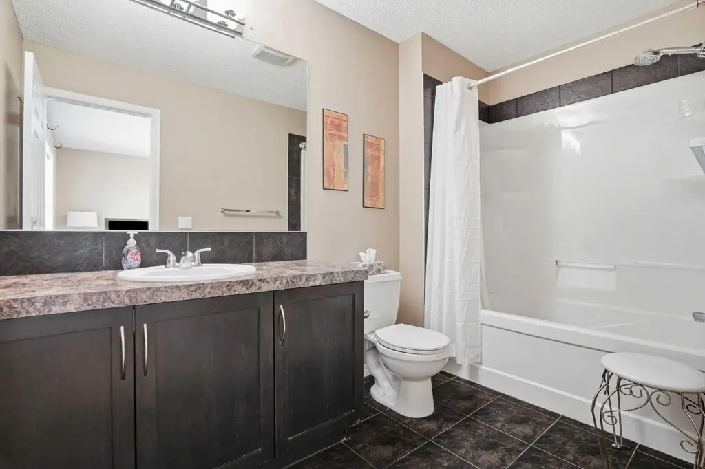 267 Skyview Springs Gardens NE Calgary AB T3N 0B6