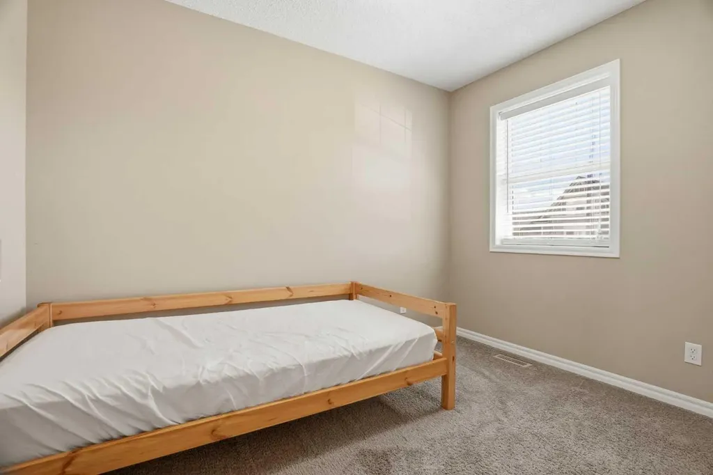 267 Skyview Springs Gardens NE Calgary AB T3N 0B6