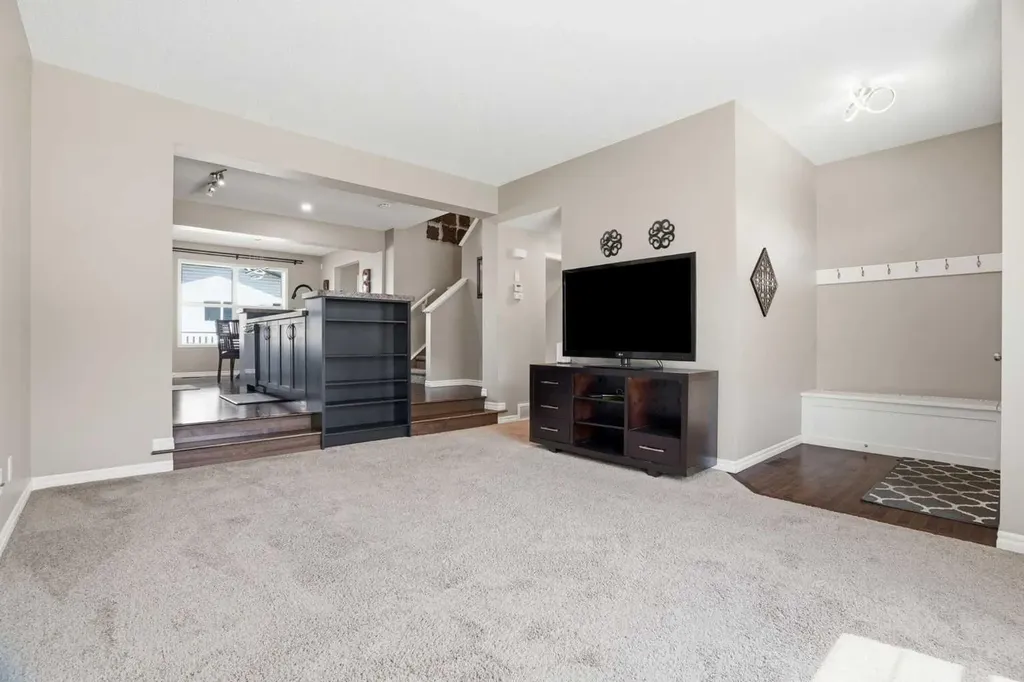 267 Skyview Springs Gardens NE Calgary AB T3N 0B6