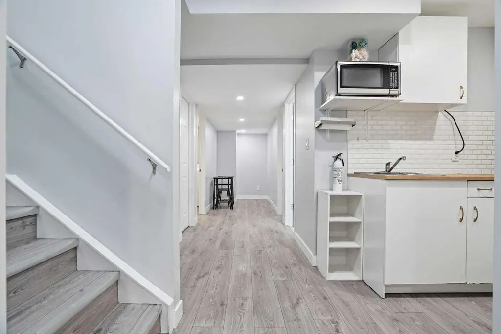 267 Skyview Springs Gardens NE Calgary AB T3N 0B6