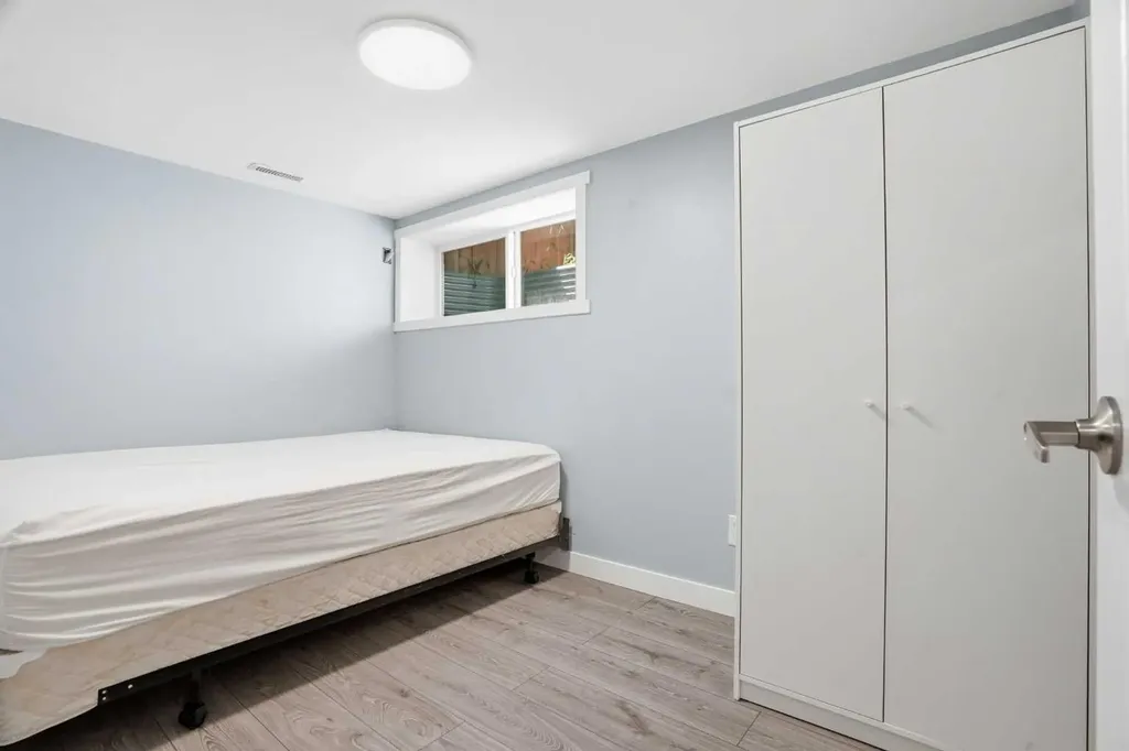 267 Skyview Springs Gardens NE Calgary AB T3N 0B6
