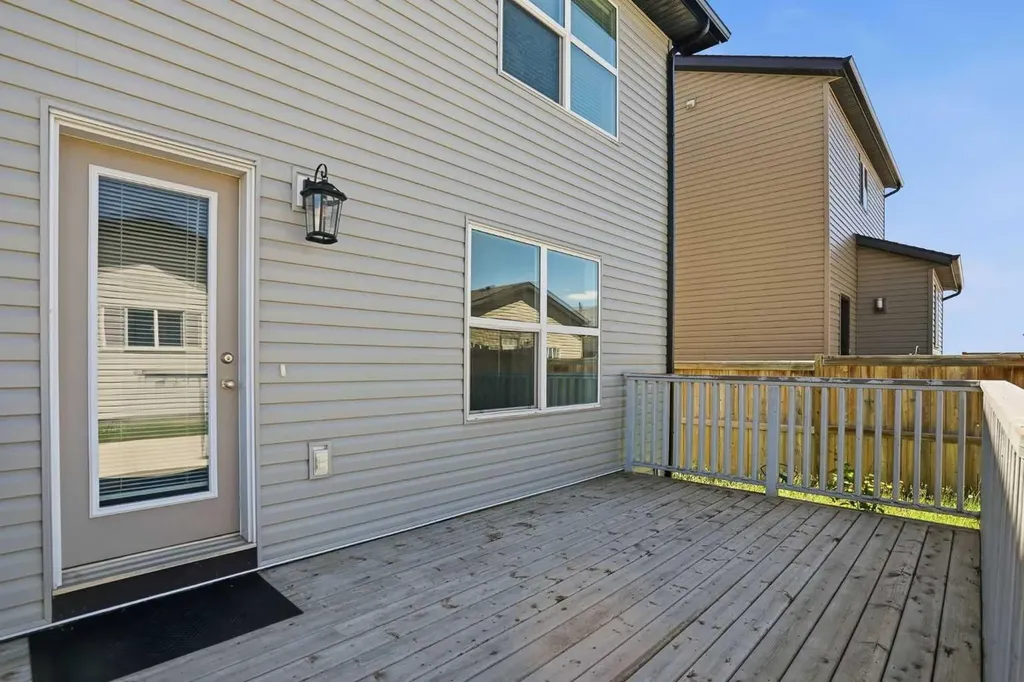 267 Skyview Springs Gardens NE Calgary AB T3N 0B6