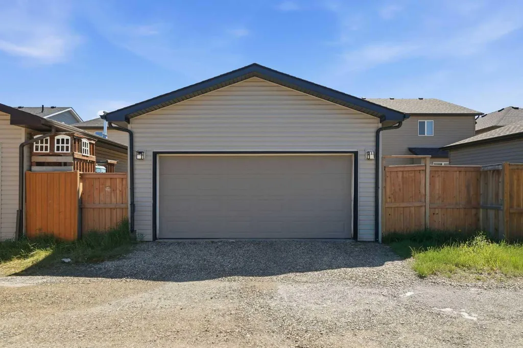 267 Skyview Springs Gardens NE Calgary AB T3N 0B6