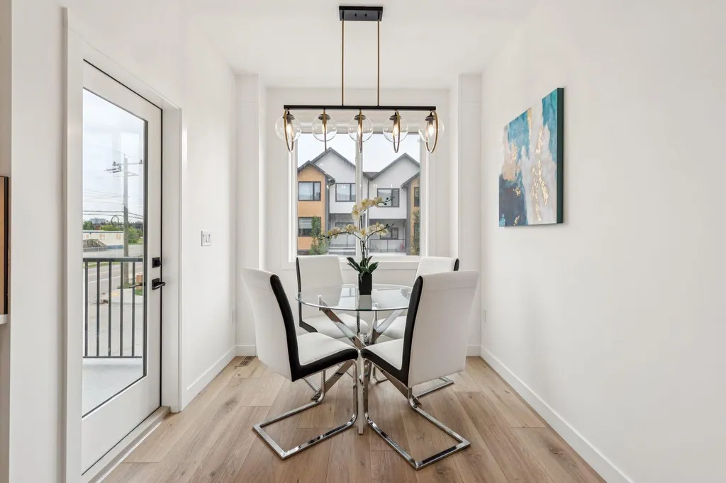 97 23 Street NW Calgary AB T2N 5E2