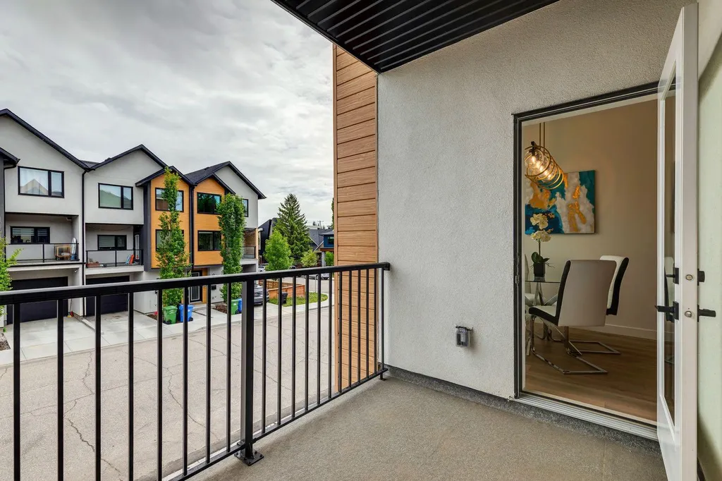97 23 Street NW Calgary AB T2N 5E2