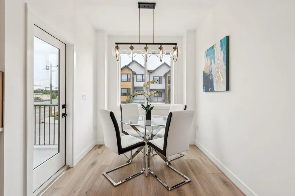 97 23 Street NW Calgary AB T2N 5E2