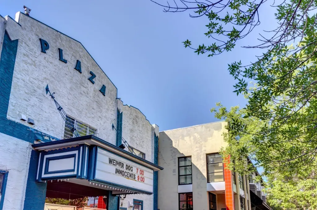 97 23 Street NW Calgary AB T2N 5E2
