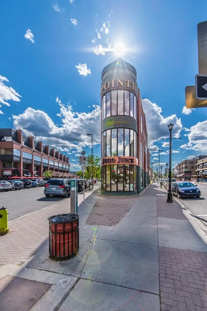 97 23 Street NW Calgary AB T2N 5E2