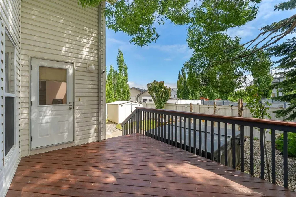 169 West Creek Boulevard Chestermere AB T1X 1P5