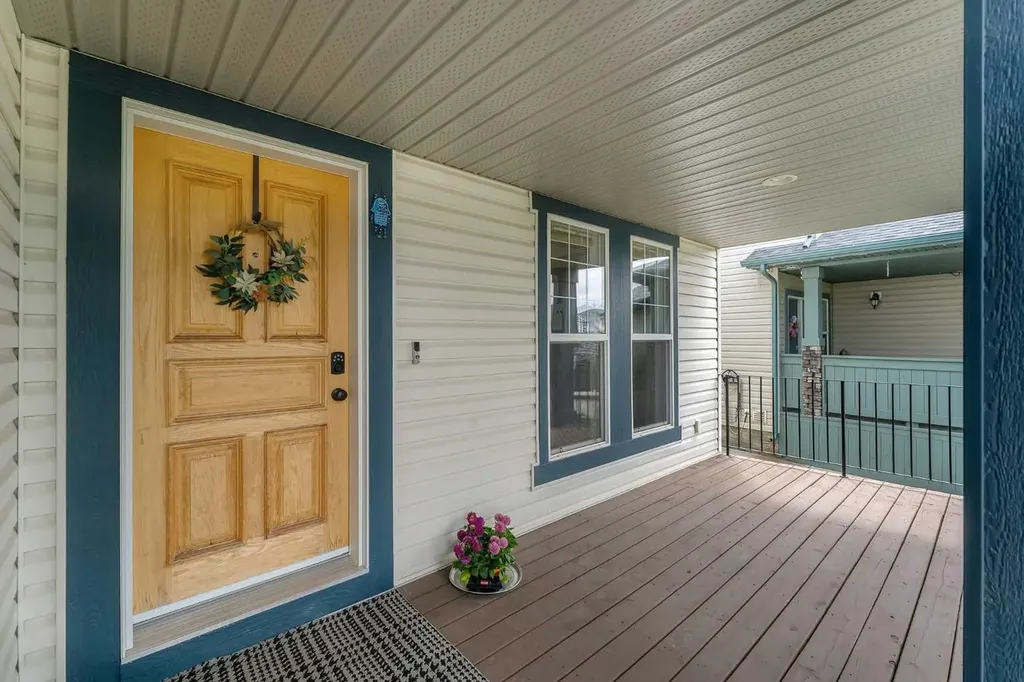 169 West Creek Boulevard Chestermere AB T1X 1P5