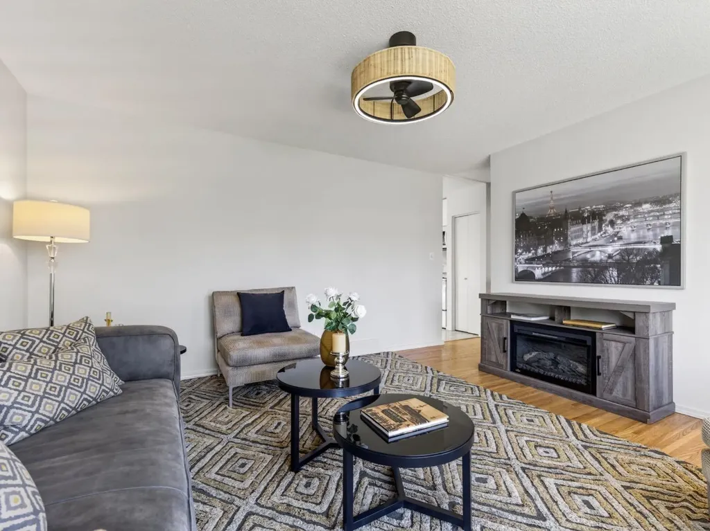 847 Raynard Crescent SE Calgary AB T2A 1X6