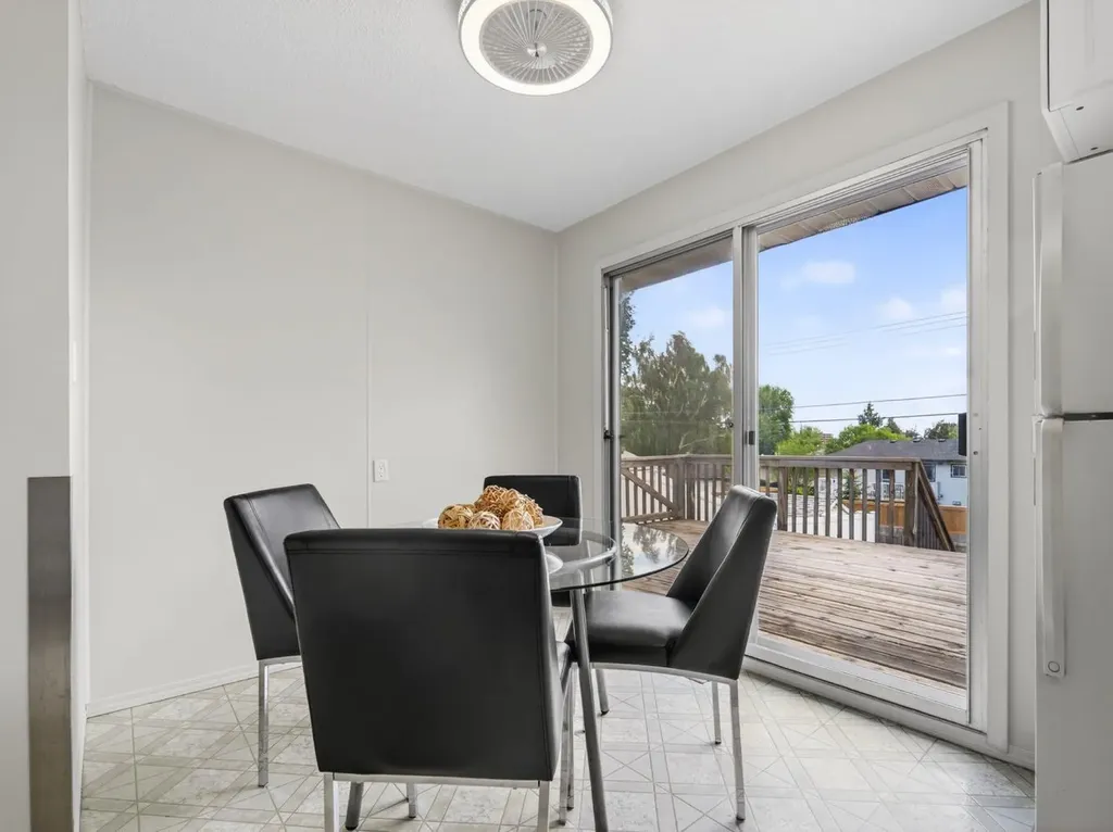 847 Raynard Crescent SE Calgary AB T2A 1X6