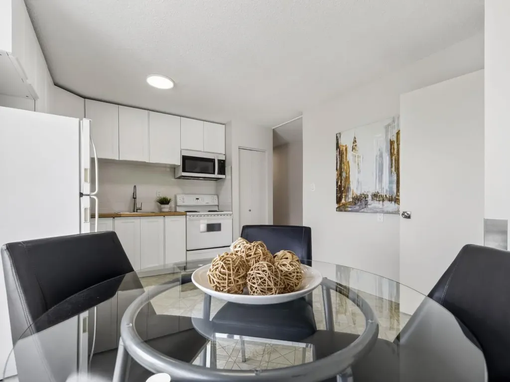 847 Raynard Crescent SE Calgary AB T2A 1X6