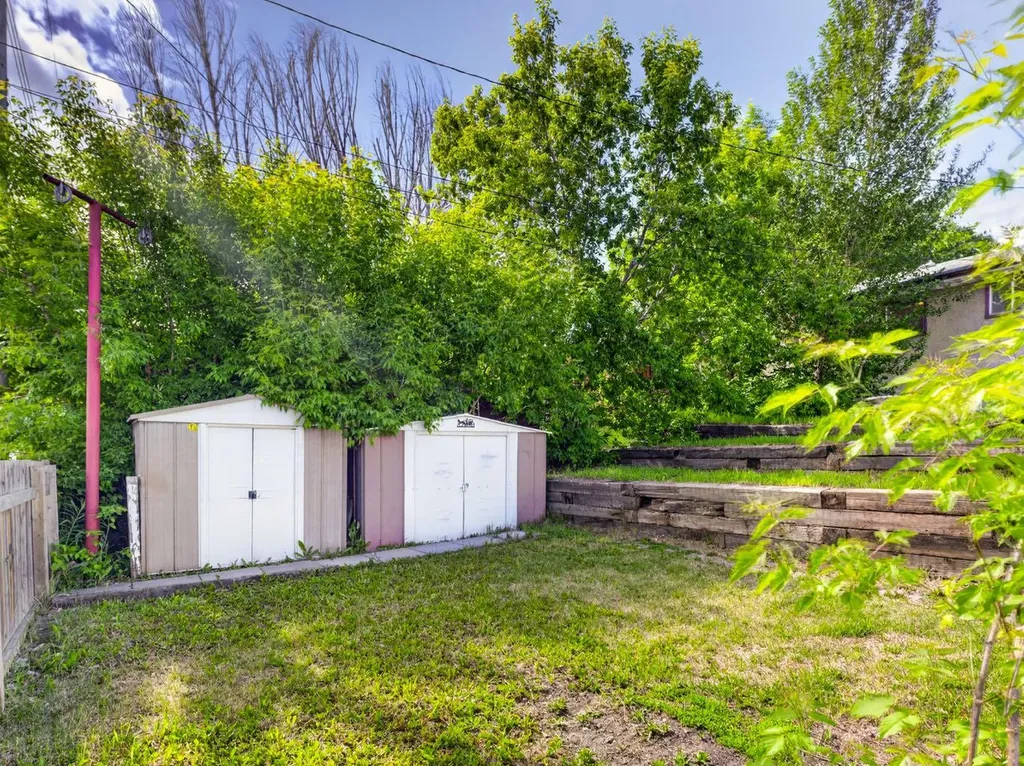 847 Raynard Crescent SE Calgary AB T2A 1X6