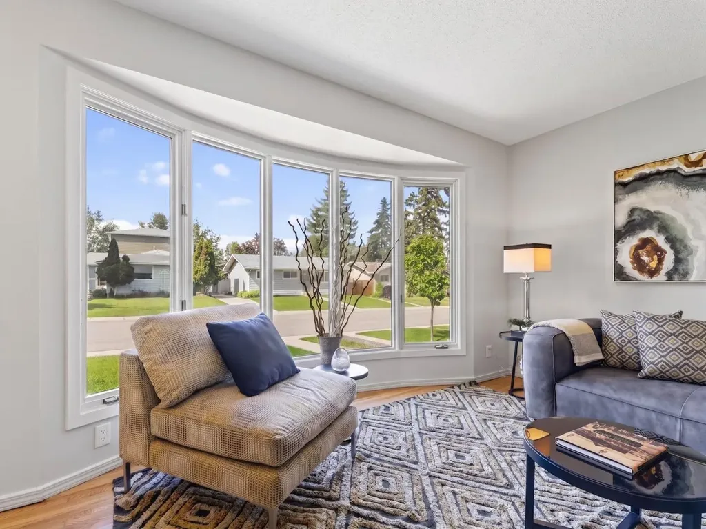 847 Raynard Crescent SE Calgary AB T2A 1X6