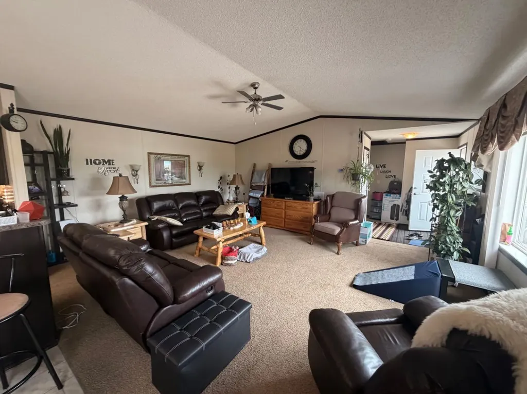 305600A Range Road 254 Linden AB T0M1J0