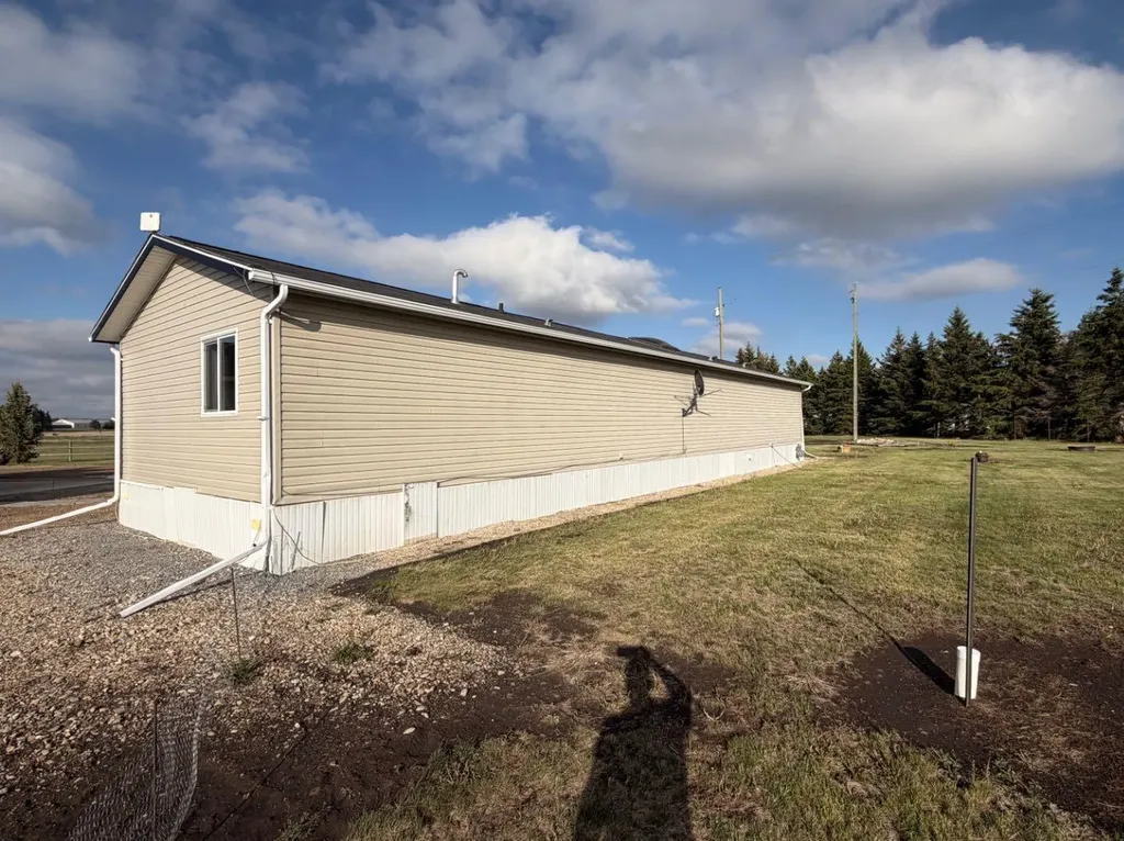 305600A Range Road 254 Linden AB T0M1J0