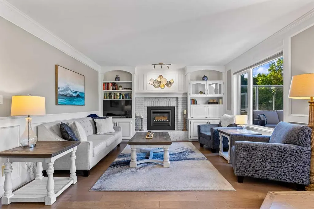 68 Christie Knoll Heights SW Calgary AB T3H 2V2