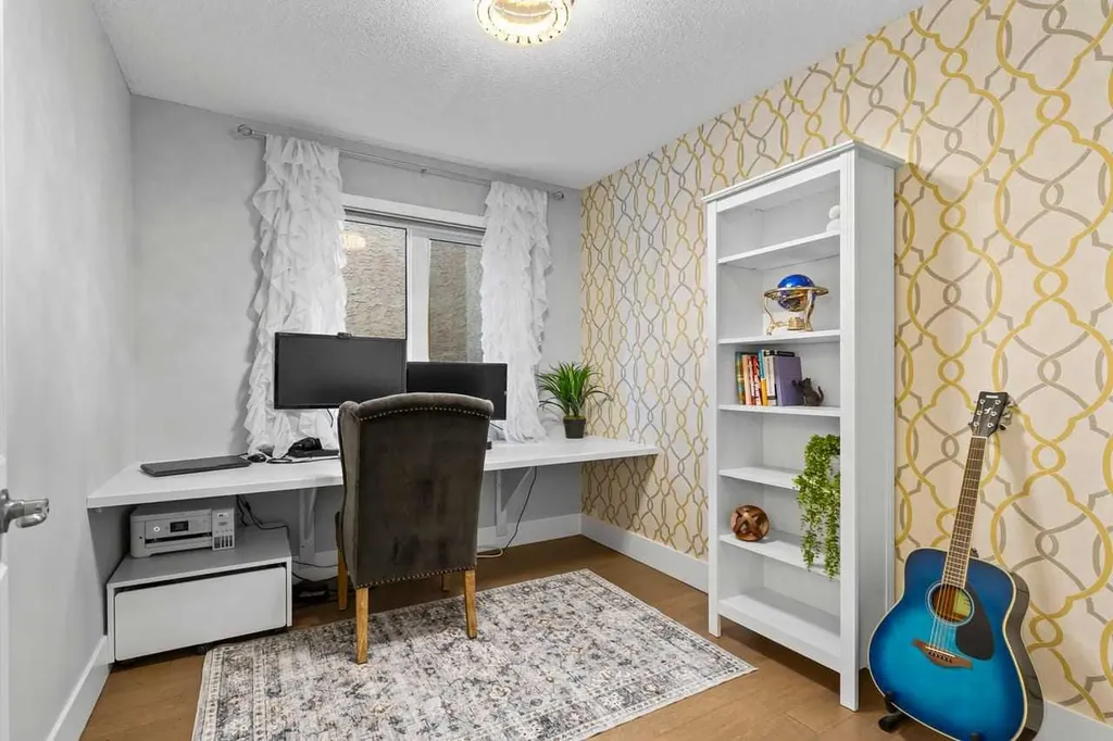 68 Christie Knoll Heights SW Calgary AB T3H 2V2